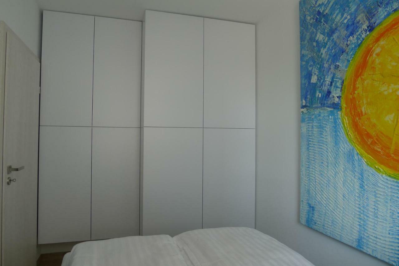 Impresja 42 Apartament Z Garazem Kolberg Exterior foto