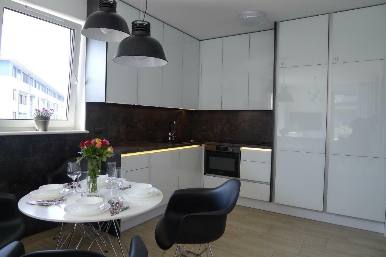 Impresja 42 Apartament Z Garazem Kolberg Exterior foto
