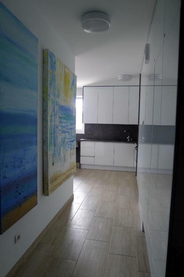 Impresja 42 Apartament Z Garazem Kolberg Exterior foto