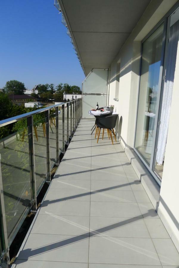 Impresja 42 Apartament Z Garazem Kolberg Exterior foto